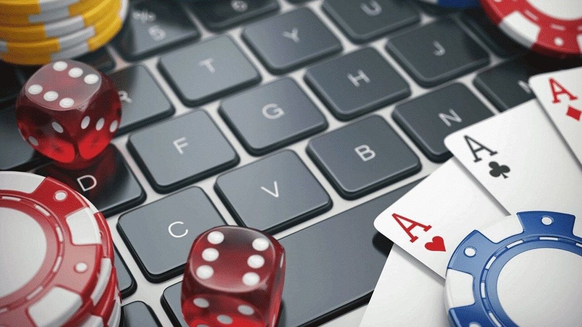 LuckyDays پر آن لائن سلاٹس کے بارے میں
